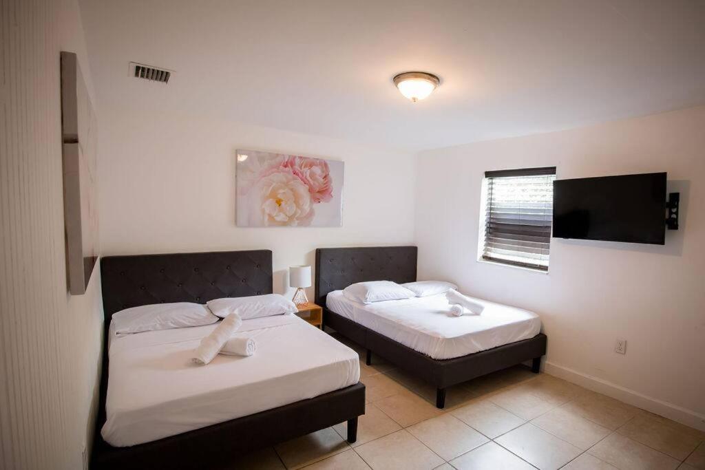 3 Bedroom Miami Home 15 Minutes To The Beach Экстерьер фото