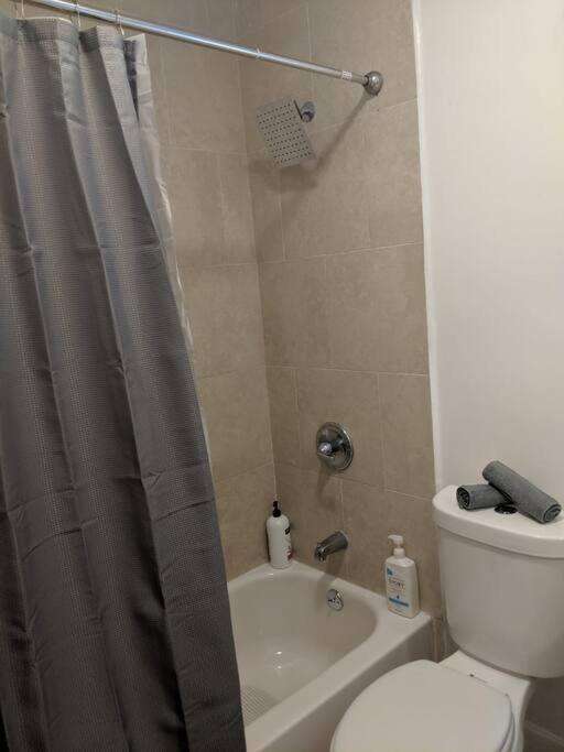 3 Bedroom Miami Home 15 Minutes To The Beach Экстерьер фото